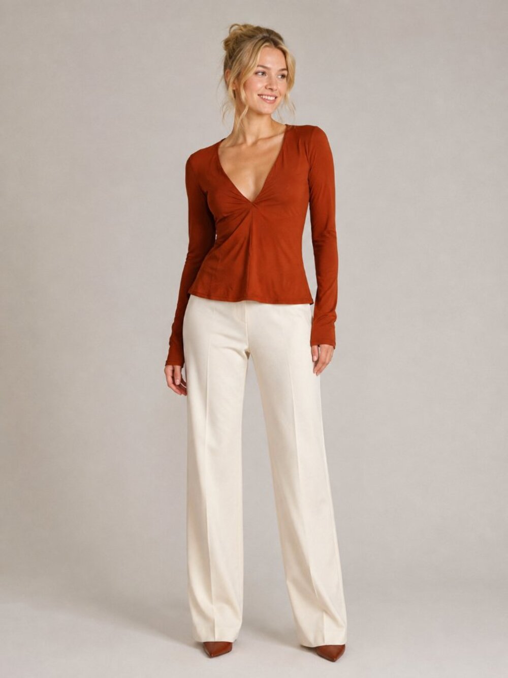 Kim Kardashian's SKIMS Plunging V-Neck Top Rust Large #A4231